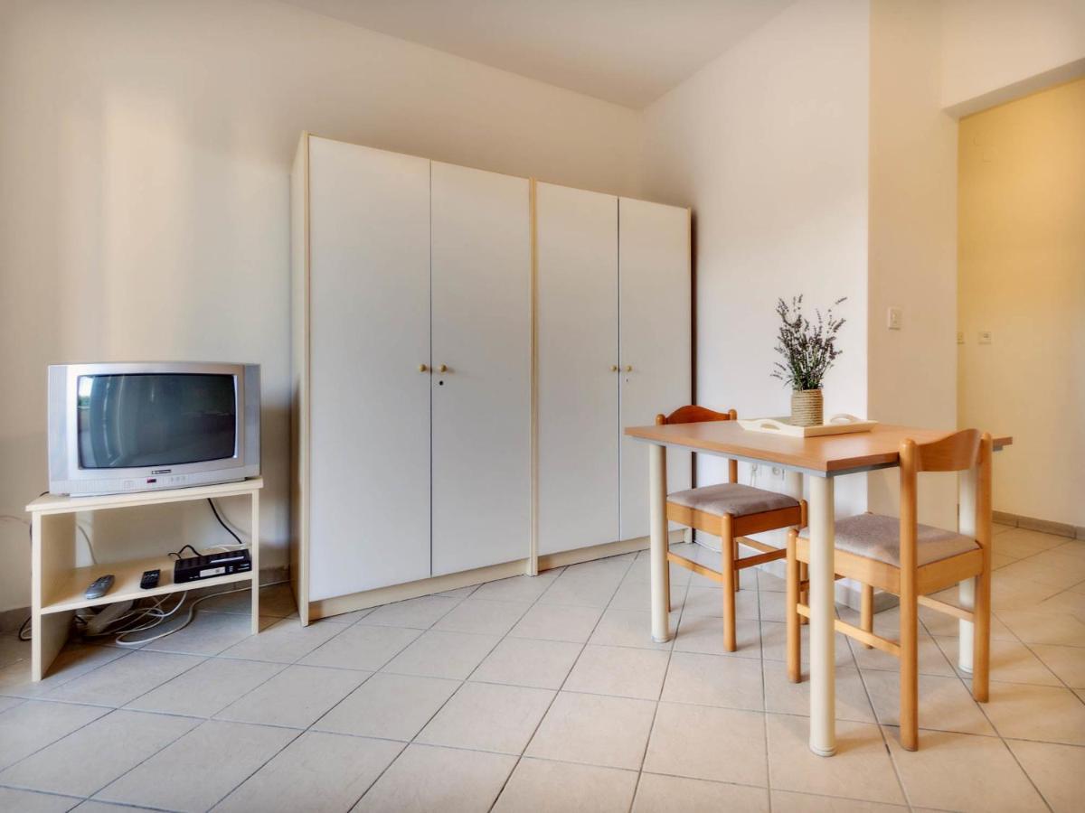 Apartments Zizic Vodice Room photo