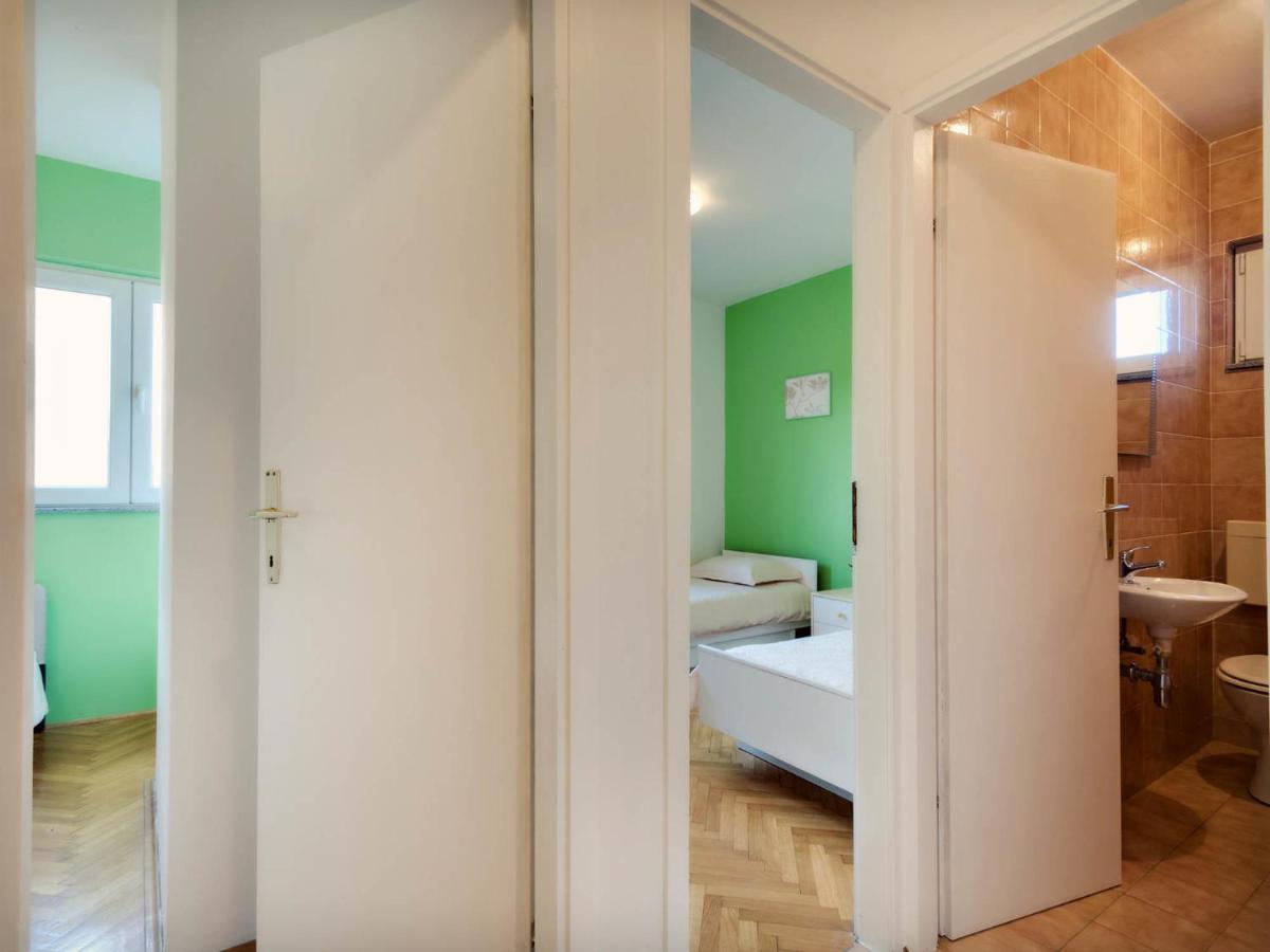 Apartments Zizic Vodice Room photo